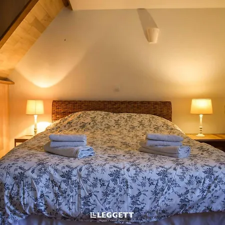 Family Break In Perigord Swimming Pool And Tourism Ponteyraud
